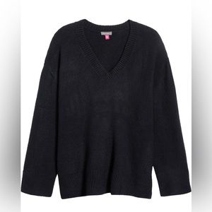 Like new, worn once Vince Camuto split hem v-neck black sweater, size Large